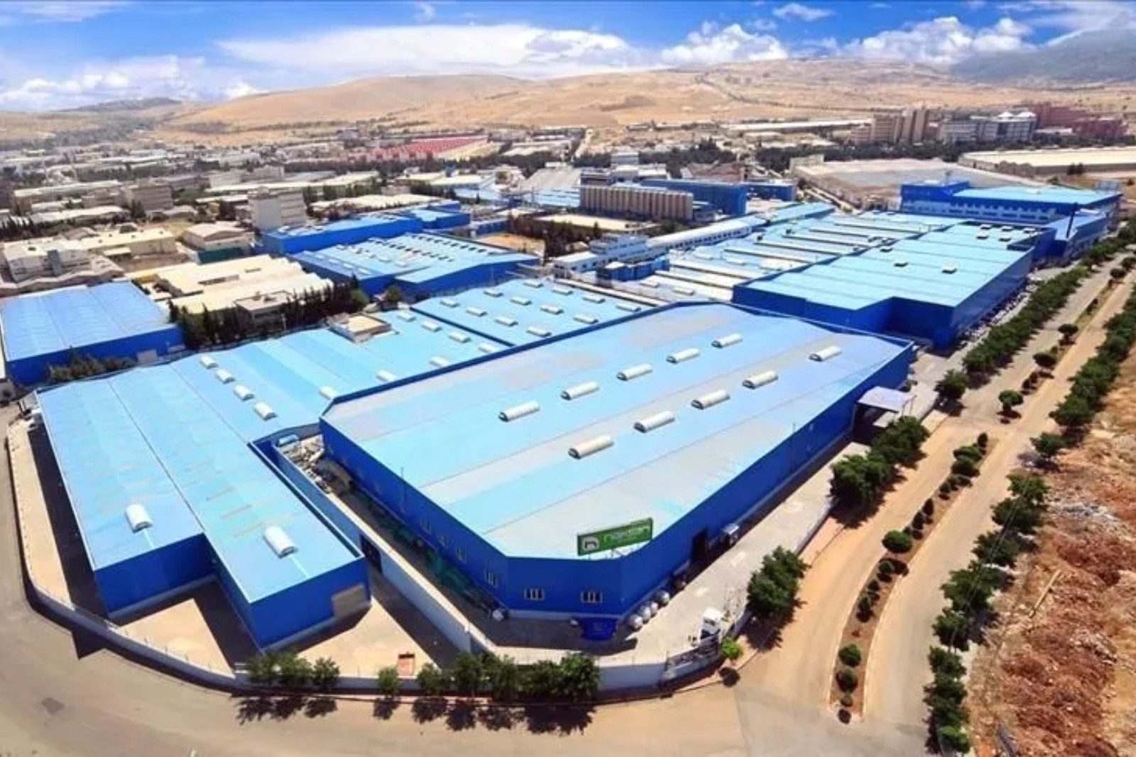Naksan Plastik ve Ege Dünya Ticaret Merkezi varlıkları satışa çıkıyor.