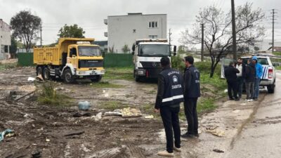 Nilüfer’de çevre temizliği kapsamında kurulan çadırlar kaldırıldı, biriken atıklar toplanarak