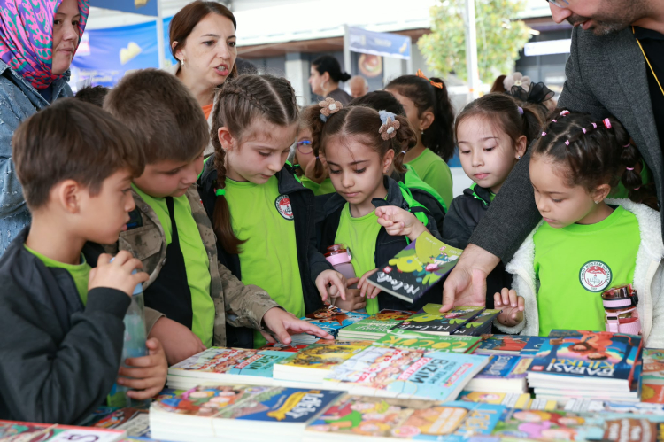 Osmangazi Kitap Günleri yoğun ilgi gördü
