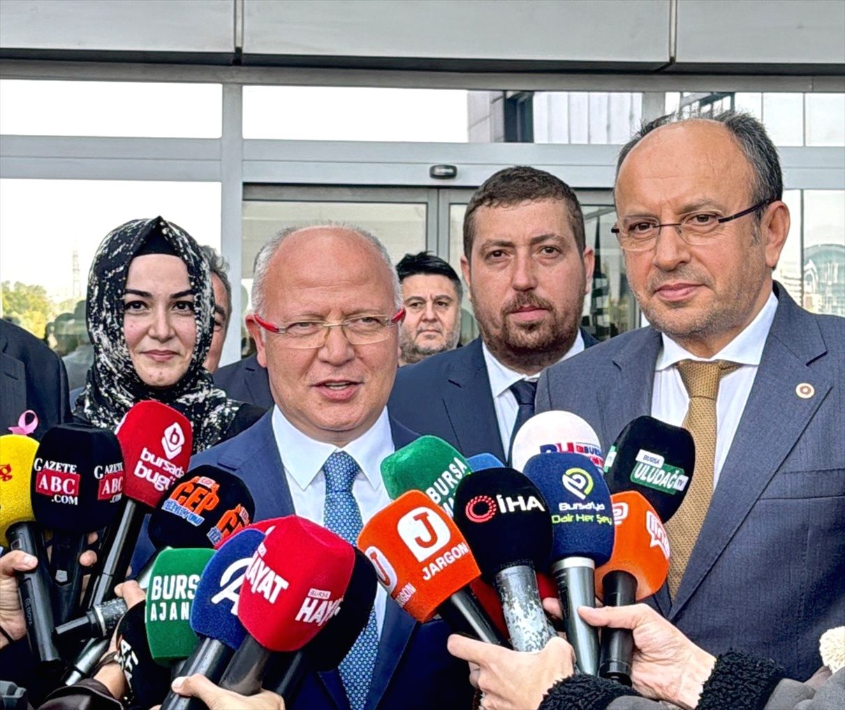 Osmangazi’de hizmete açılan Ali Osman Sönmez Hastanesi’nin sağlık hizmetleri, kapasitesi