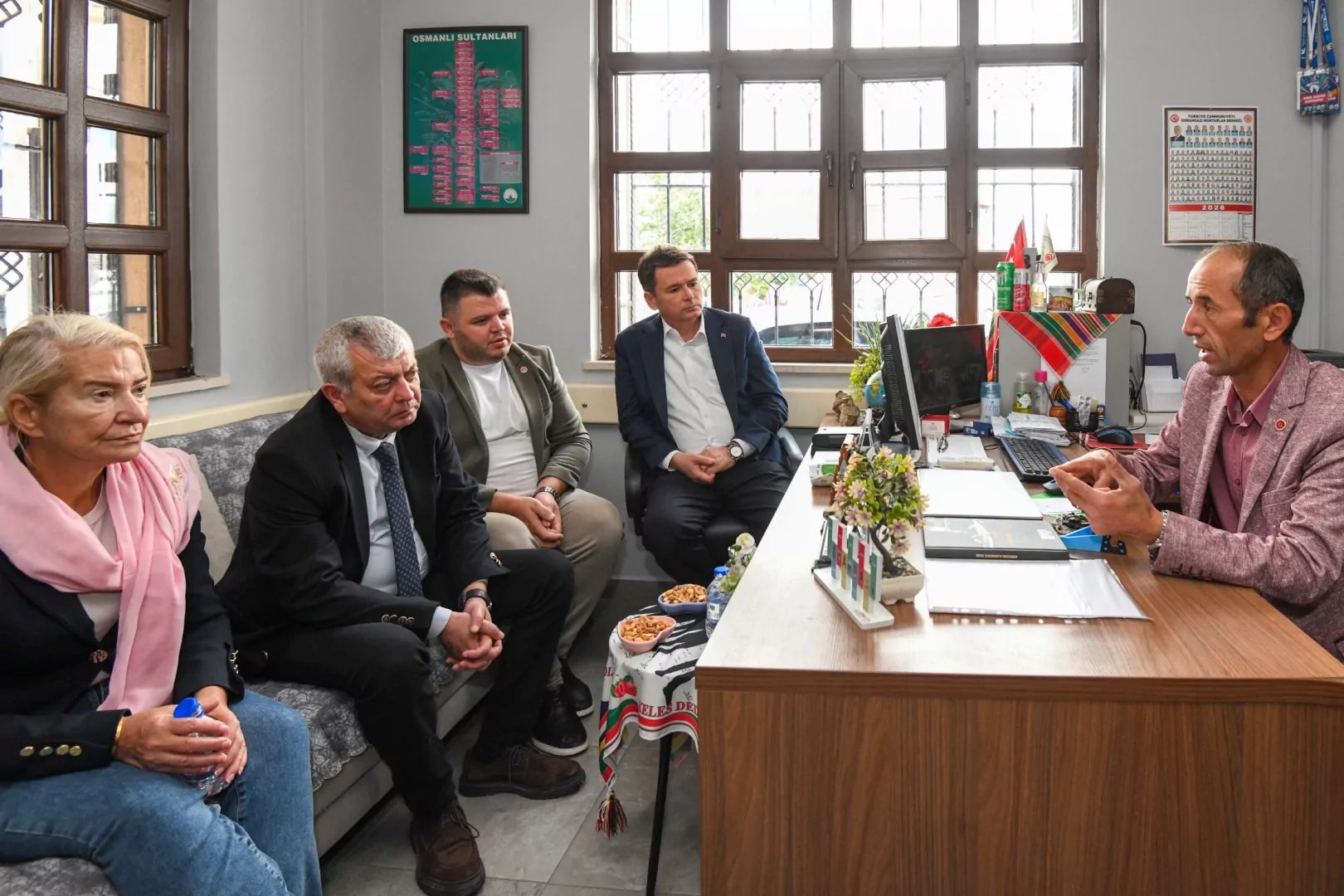 Osmangazi’de vatandaşlar ve muhtarların buluştuğu etkinlik, toplum yararına görüş alışverişlerinin
