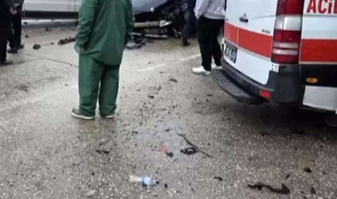 Osmangazi’de meydana gelen zincirleme trafik kazasında 5 kişi yaralandı. Kazanın