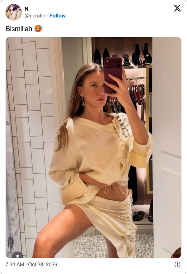 Serenay Sarıkaya’nın Mini Elbiseli Sokak Stili Sosyal Medyada Gündem Oldu