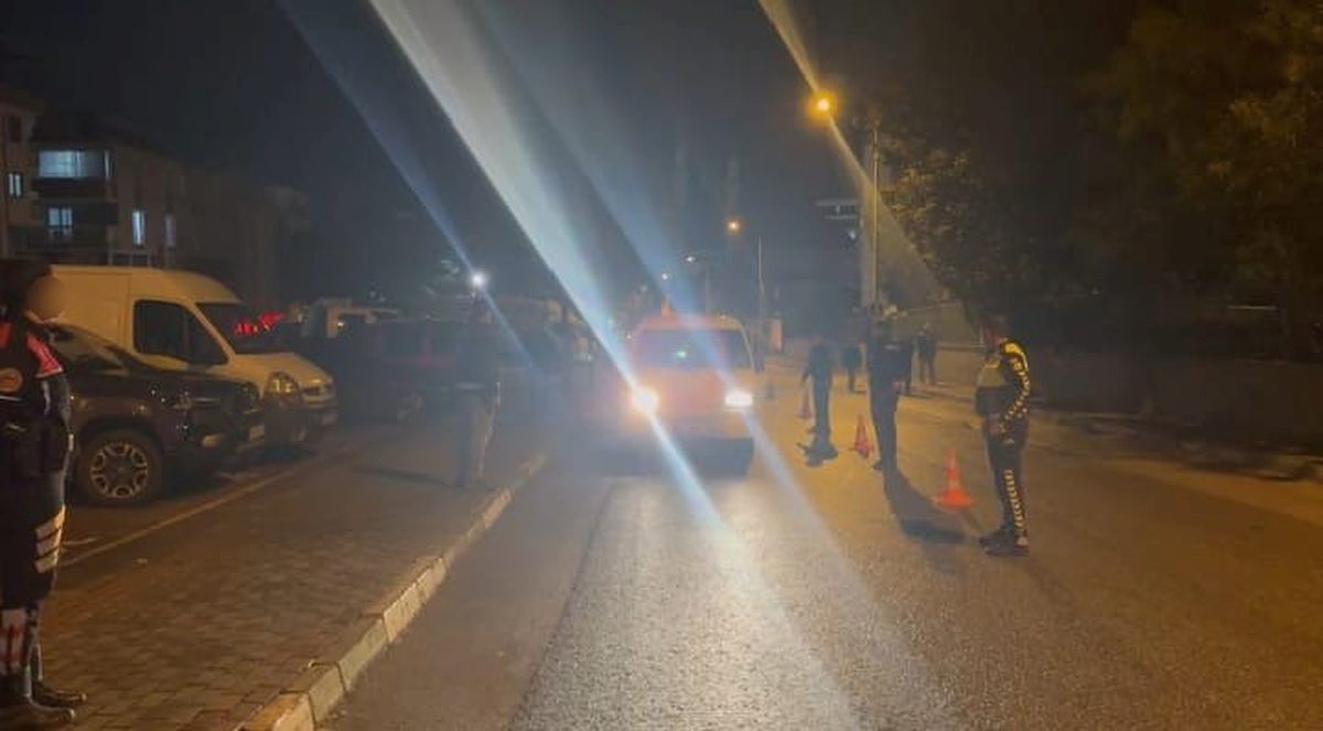 Yıldırım'da asayiş uygulamaları yoğunlaştırıldı. Güvenlik güçleri, huzur ve düzeni sağlamak