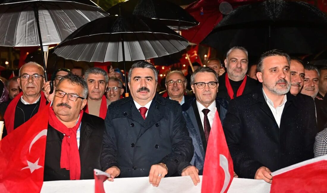 Yıldırım’da Cumhuriyet’in 103. yılı, düzenlenen tören ve etkinliklerle coşkuyla kutlandı;