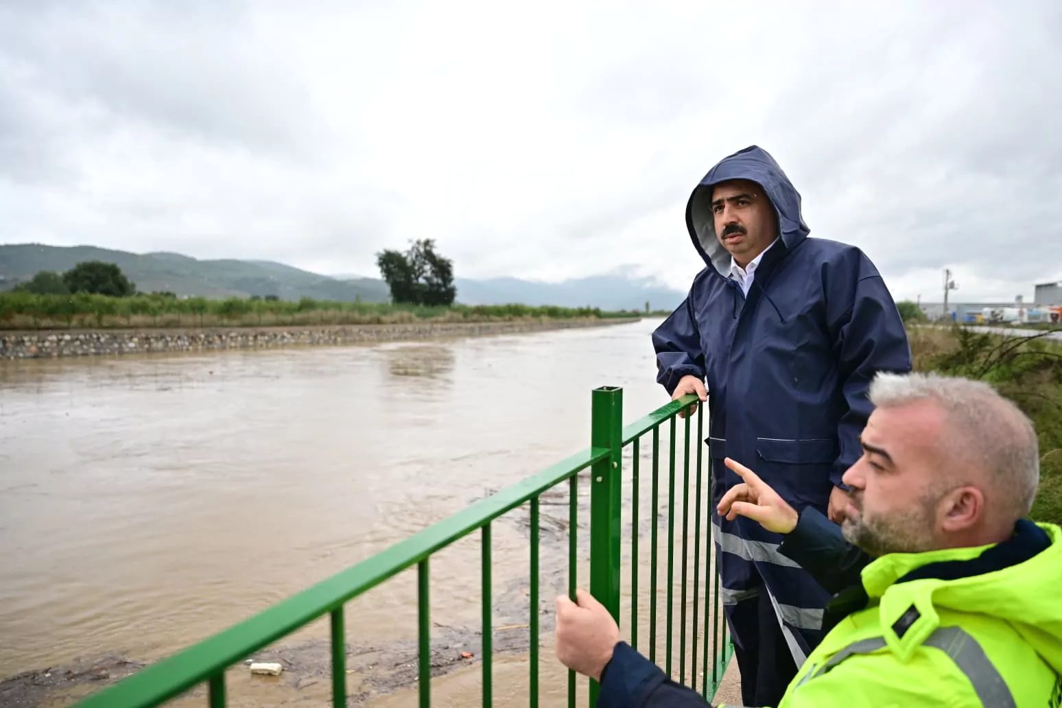 Yıldırım'da sağanak nedeniyle muğlak çalışmalar etkilendi, detaylar ve gelişmeler için