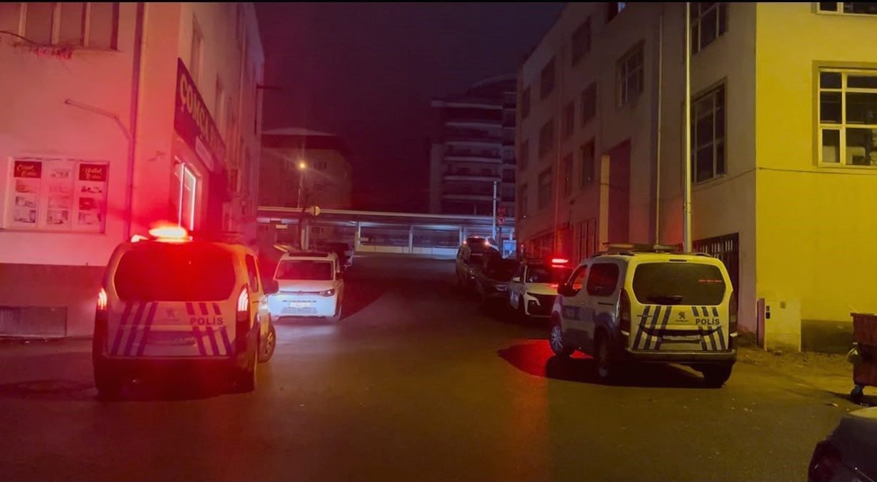 Yıldırım’da çıkan silahlı kavgada bir kişi hayatını kaybetti. Olayın ayrıntıları